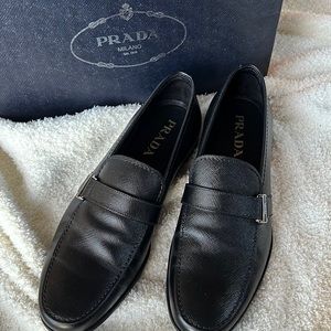 Prada Saffiano leather loafer Prada size 9 /US10